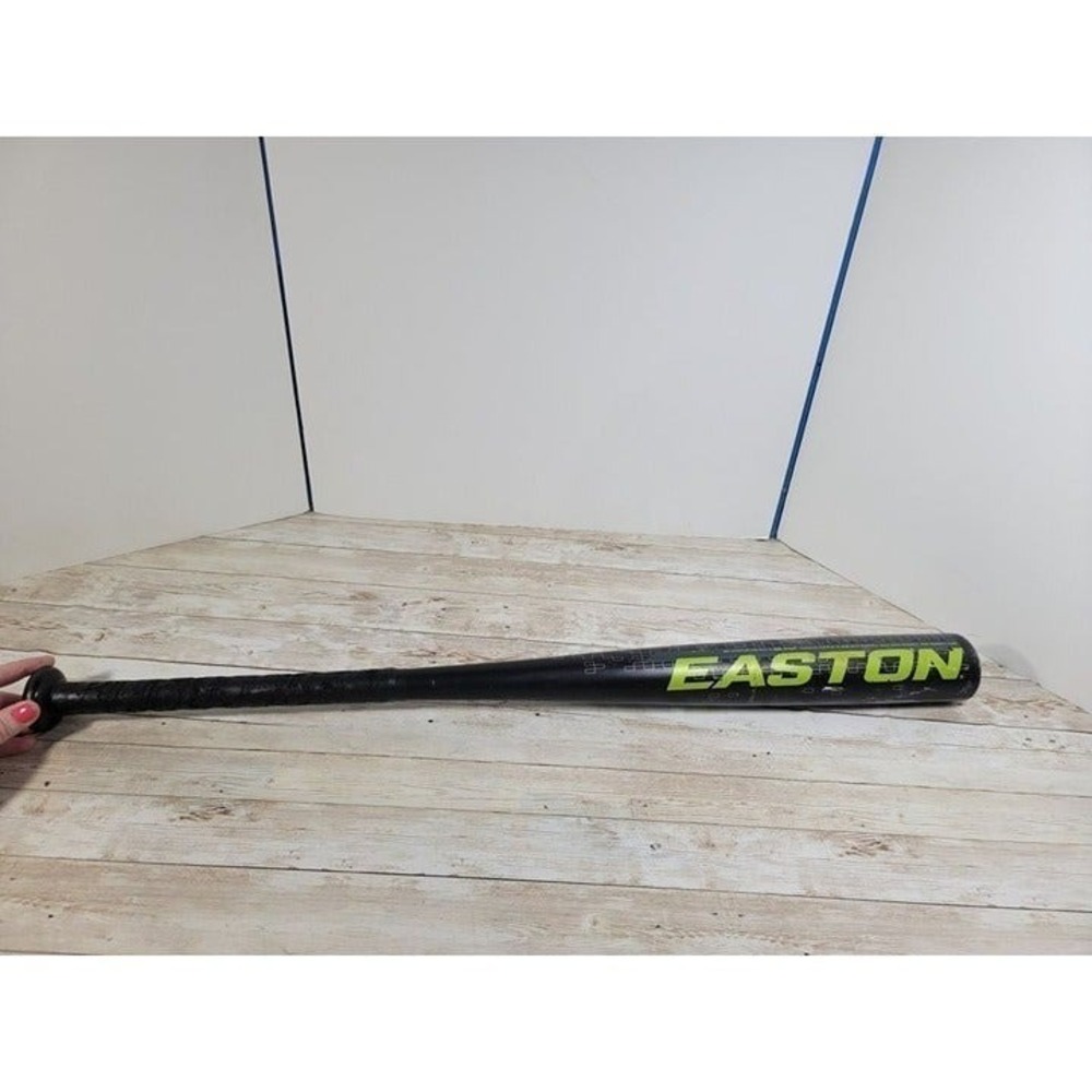 Easton Magnum Baseball Bat Model LK 44 19oz, 29 inches 2 1/4" Barrel